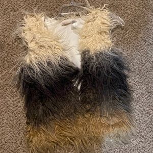 Daytrip vest.  Size medium.